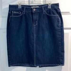 Levi’s Jean Skirt